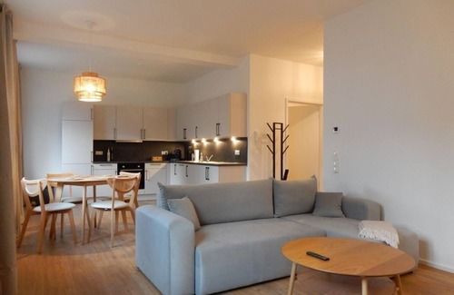 Bad Kreuznach Apartamento | Maisonette │ Old town │ Parking lot │ Kitchen │96 m² - Holiday home│ Central │3 Whg