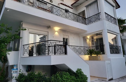 Kassandra Casa | Maisonette Olivia