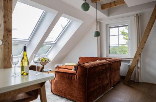 Niedersfeld Apartamento | Maisonette-Wohnung mit See-& Bergblick, Sauna
