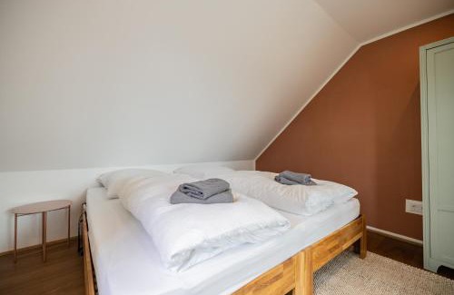 Niedersfeld Apartamento | Maisonette-Wohnung mit See-& Bergblick, Sauna