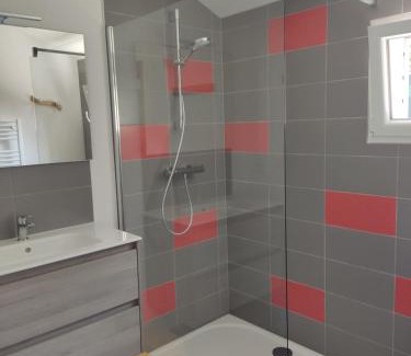 Dol-de-Bretagne Apartamento | maisonnette cosy bien située
