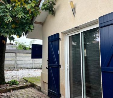 Begles Apartamento | Maisonnette meublée à begles