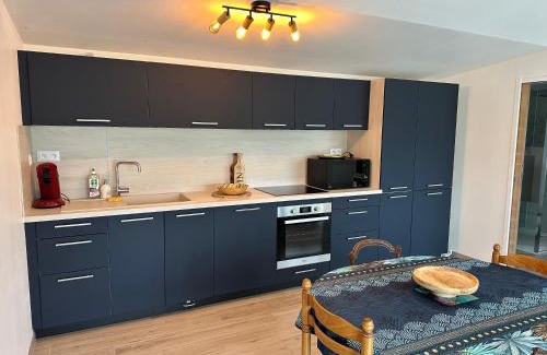 Crecy-la-Chapelle Casa | Maisonnette Migahome