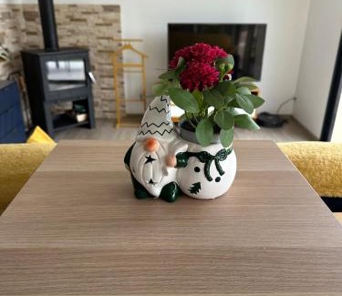 Crecy-la-Chapelle Casa | Maisonnette Migahome