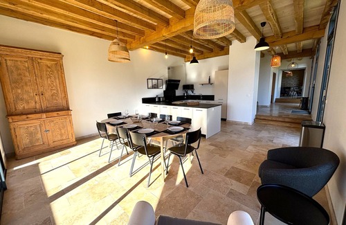 Saint-Vincent-de-Cosse Casa | MAISONS DE JEANNE: an exceptional stay for (large!) families or friends.
