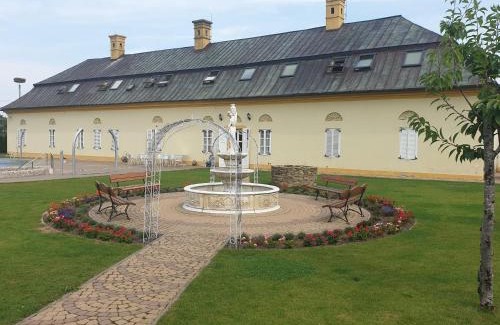 Majerovce Casa | Majerovský kaštieľ
