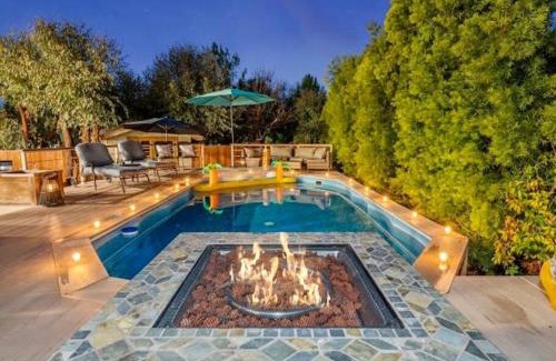 Poway Casa | Majestic 5BR Villa with Guesthouse, Pool & Spa