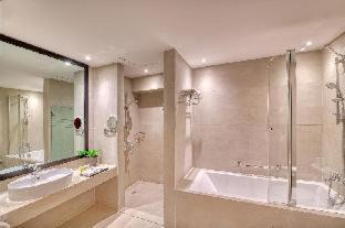 Al Mankhool Hotel | Majestic City Retreat Hotel