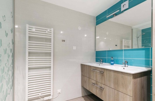 Neubois Casa | Majestuosa casa de vacaciones en Neubois con piscina privada