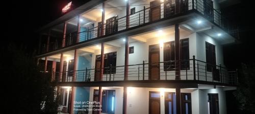 Kullu Casa | Majestic House and Bonkers on the go Café