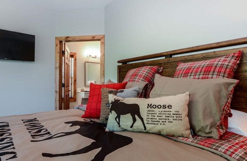 Reeds Spring Cabina | Majestic Moose Lodge - World Class Stone Bridge Village