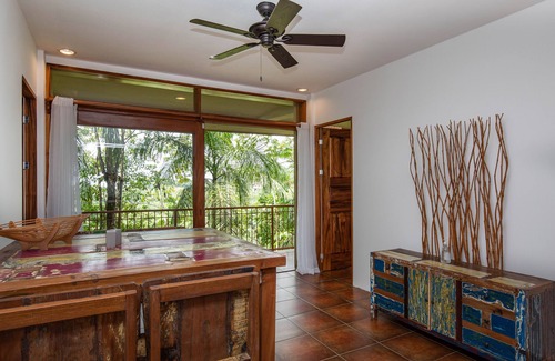 Valle Pura Vida Casa | Majestic Mountain and Ocean Views with Wonderful Wildlife-The Rainforest Estate