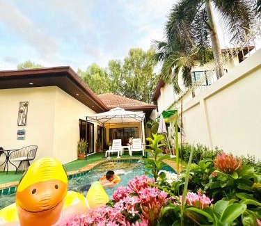 Pratumnak Hill Villa | Majestic Residence poolvillas 2 Bedrooms & cozy beach