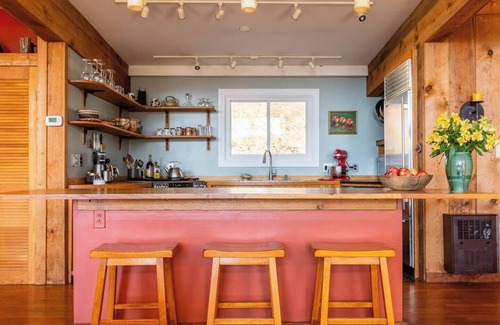 Bakersville Cabina | Cabina moderna ★ Soleado ★ Vista impresionante ★ Internet rápida ★ Estufa de leña a gas
