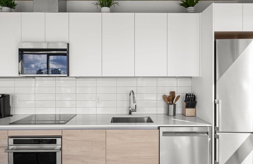 Downtown Victoria Condominio | Majestic Views at The Mod