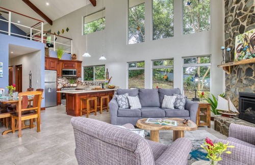 Tronadora Apartamento | Majestic Views -King Suite, Gated Community