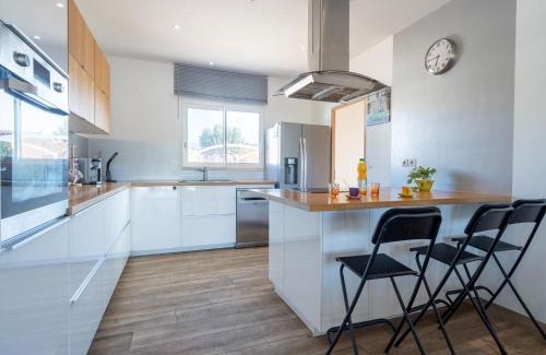 Cessenon-sur-Orb Casa | Majestic villa with private pool