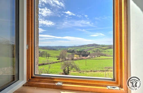 Villecheneve Casa | Majoa - Villecheneve