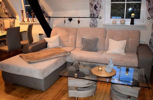 Berlingen Casa | Make a few days of blue holiday home "BLUE 2"Netflix/Alexa