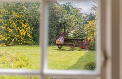 Windermere Casa | Make magical memories in comfort of Croft Cottage with Lake and Mountain views