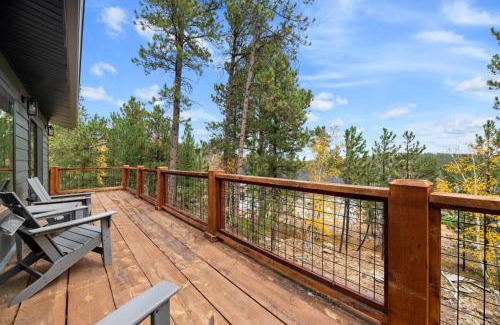 Deadwood Casa | Make Time Lodge In Powder House Pass