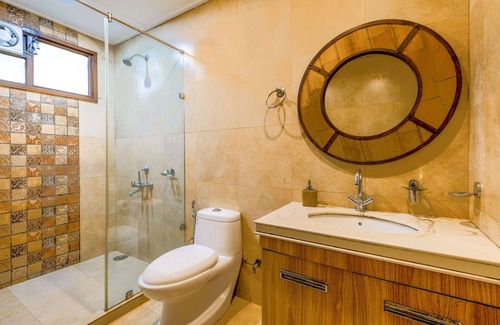 The Mall Road Cabina | Make Your Dream Vacation A Reality