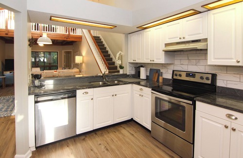 St. Simons Island Casa | Make your vacation shine bright at “Island Light”