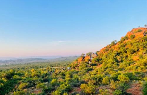 Makhuduthamaga Casa | Makgobelo Lodge-The Glass House- Solar powered