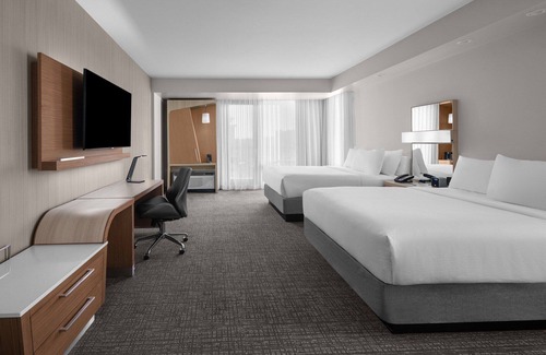 Clearwater Beach Hotel | Making The Best Memories Along The Way! 4 Comfortable Units, Near Beach Walk