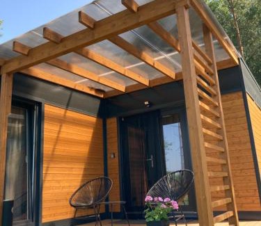 Szeligi Cabina | Makosieje Resort - bon turystyczny,30m od brzegu ,ogrzewanie,wi-fi,widok na jezioro