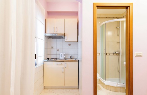 Kastel Stafilic Apartamento | Mala Mara