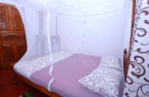 Manmunai North Cama Y Desayuno | Mala's Home Stay