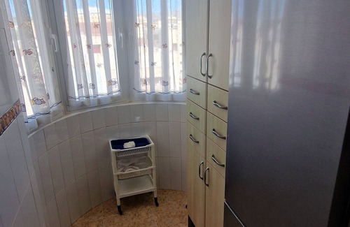 Poligono Alameda Condominio | Málaga: centro, playa y transportes a 15 minutos andando