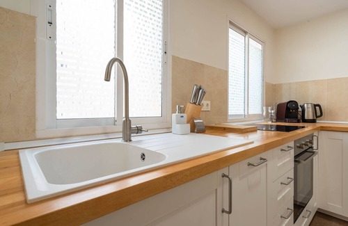 Ensanche Centro Apartamento | Malaga Center, Soho Area, Holiday Apartment, 3 Bedrooms 2 Bathrooms