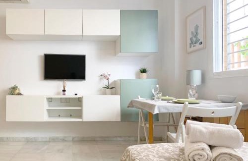 Malaga-Este Apartamento | MalagadeVacaciones - Suite Chamizo