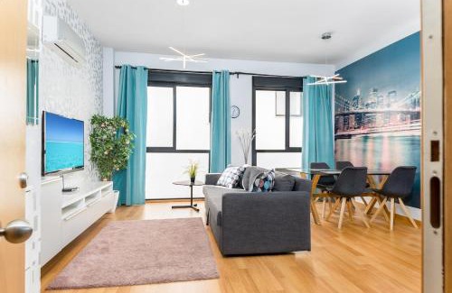 La Merced Apartamento | -MalagaSunApts- Modern CityCentre Pool&Parking