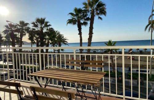 La Malagueta Apartamento | Malagueta Beach Front Mediterranean Apartment