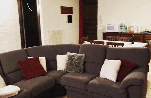 Saint-Pierre Casa | Malarz Alps Apartment by holidayngo