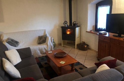 Saint-Pierre Casa | Malarz Alps Apartment by holidayngo