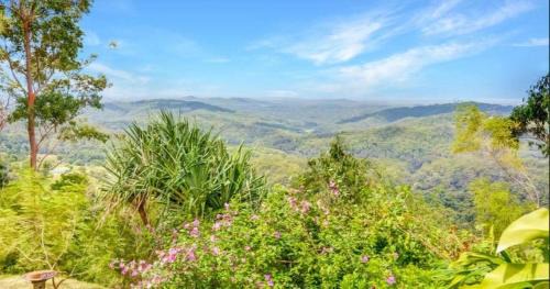 Balmoral Ridge Chalet De Esquí | Maleny-Montville Cottages #2, 2 bed with ocean views