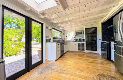 Agoura Hills Cabina | Malibou Lake Cabin