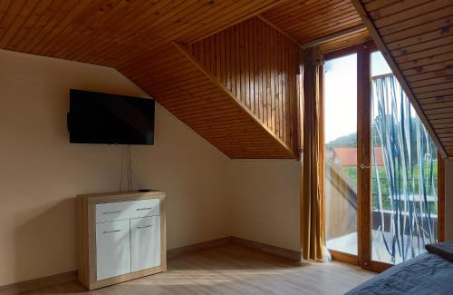 Balatonalmadi Apartamento | MALIBU APARTMENT BALATON NORTH