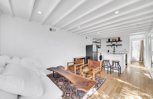 Malibu Casa | Malibu Coastal Corral Canyon Home