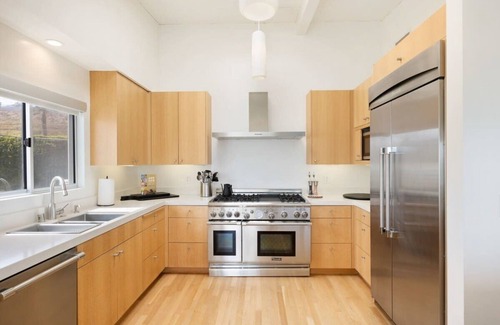 Central Malibu Casa | Malibu Cove Colony Beach by Stay Awhile Villas