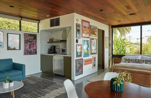 Eastern Malibu Casa | Estudio moderno Malibu Mid-Century con vista al mar