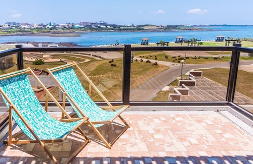 Magong Casa | Malibu OceanView