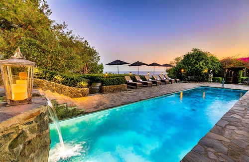 Central Malibu Casa | Malibu Stone Manor - A True Paradise