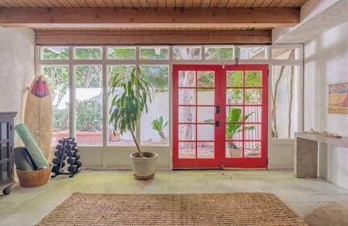 Western Malibu Casa | Broad Beach Rd. Villa w/ Beach Access and Ocean View