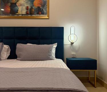F-6 Sector Apartamento | Mall of Islamabad-F7-Luxury Suites