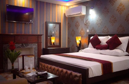 Lahore Hotel | Mall View Hotel Gulberg